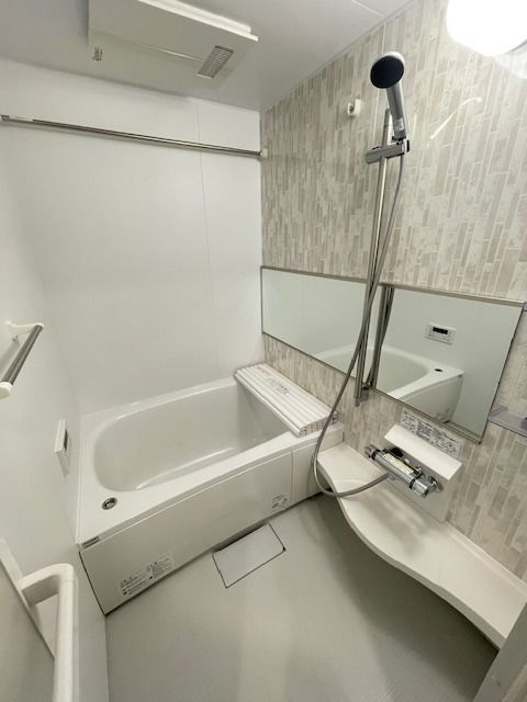 レイズ　K-158の浴室