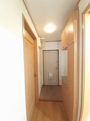 【玄関】 | カーサグリーンⅡ | シンプルで使いやすい玄関です