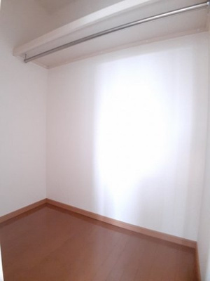 【収納】 | フラワーリング | ちょっとした収納スペースも充実しています