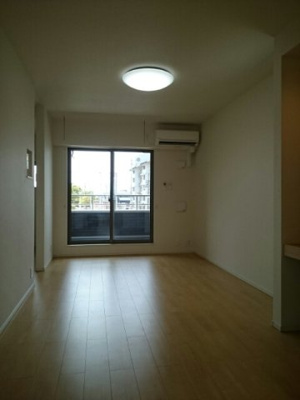 【居間・リビング】 | メゾン・ラフィーネⅡ