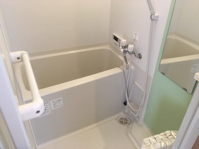 ウエストハイム豊玉の浴室