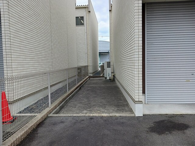 下奈良中ノ坪倉庫付事務所のその他