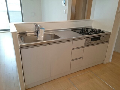 【キッチン】 | ラ・ルーチェ | お料理しやすいキッチンです