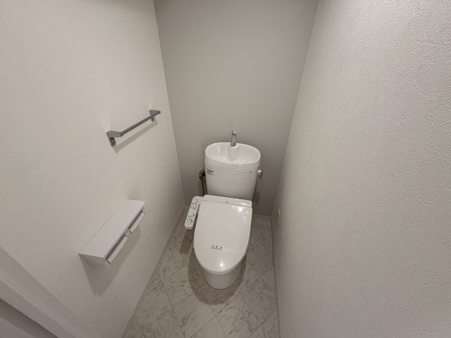 ライオンズマンション学園前のトイレ
