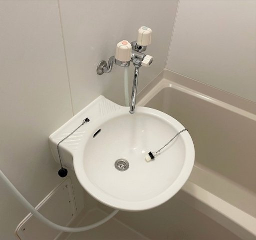 レオパレスリバータウン２０の洗面所