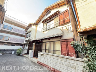 【外観】 | 昭和６０年９月建築！両面道路で開放的です♪お好きなリフォームを楽しんでみませんか？ぜひ現地でご確認ください！お気軽にネクストホープ不動産販売までお問い合わせを！！