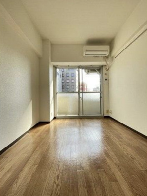 【居間・リビング】 | スカイコート横浜日ノ出町 | おしゃれな内装（同一仕様）