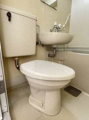 【トイレ】 | スカイコート横浜日ノ出町 | 清潔感のあるトイレ（同一仕様）