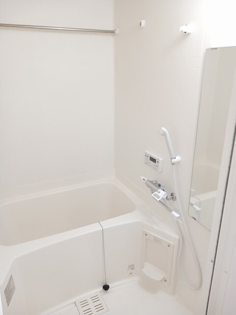 エミールシャランⅡの浴室|バス