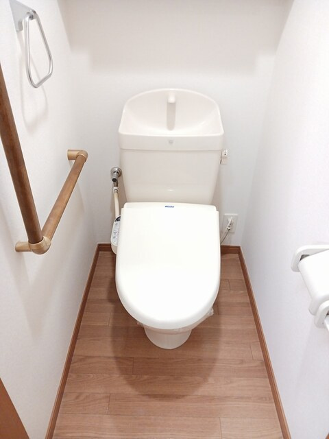 エミールシャランⅡのトイレ|トイレ