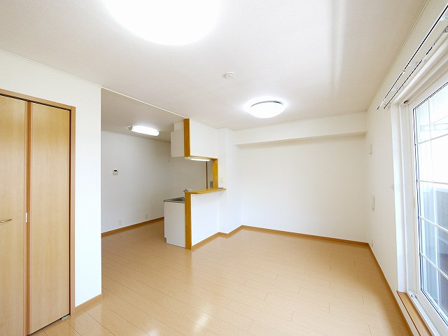 グレースピアＤの寝室|明るい洋室です