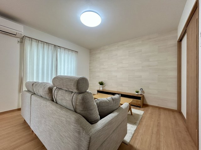 【キッチン】 | 【キッチン　CG家具設置イメージ】
※画像に含まれる家具家電はCGで作成されたイメージです。実際の物件には付帯しません。