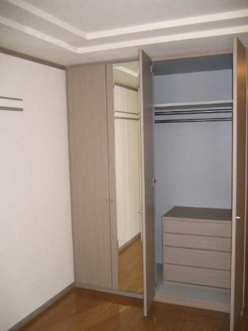 ユースパレスⅡの収納|たっぷりクローゼット（イメージ）