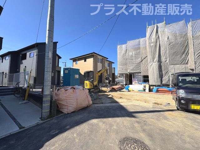 【玄関】 | 糟屋郡須恵町大字旅石24期　3号棟（全4棟）【仲介手数料無料・0円】 | 現地写真。