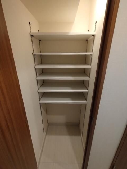 クレイシア板橋本町の収納