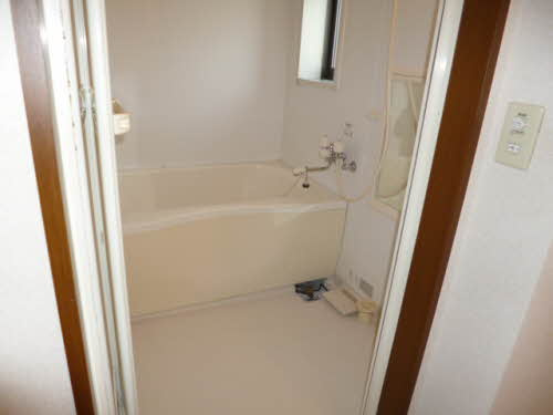 シャンティ小森野　B棟の浴室|お風呂で日々の疲れを落としましょう