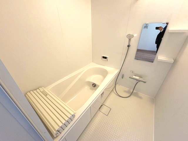 【内装】 | 糟屋郡須恵町旅石24期　4号棟（全4棟）【仲介手数料無料・0円】 | 施工例。浴室です。施工例は完成時と異なる場合があります。