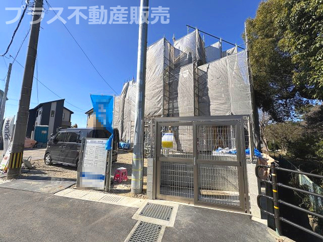 【外観】 | 糟屋郡須恵町旅石24期　4号棟（全4棟）【仲介手数料無料・0円】 | 現地写真。プラス不動産販売なら、現場の全ての棟をまとめてご見学頂けます。