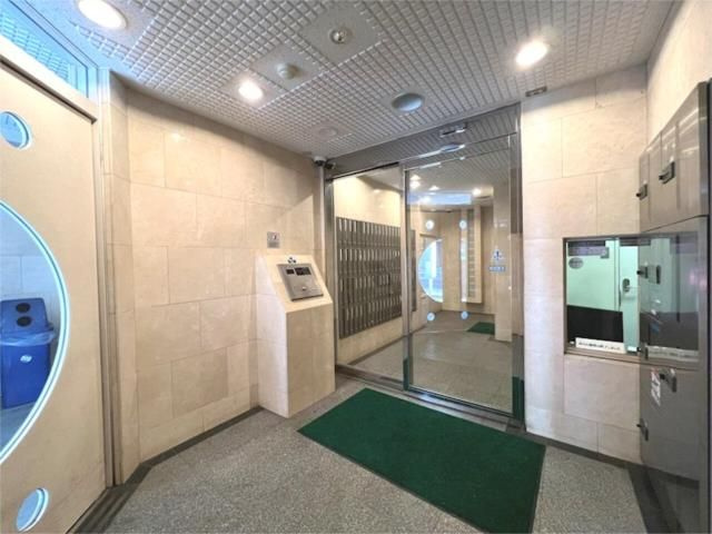 メインステージ秋葉原駅前のエントランス