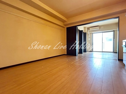 グランデュールⅡ関内の居間・リビング|広々としたリビング♪