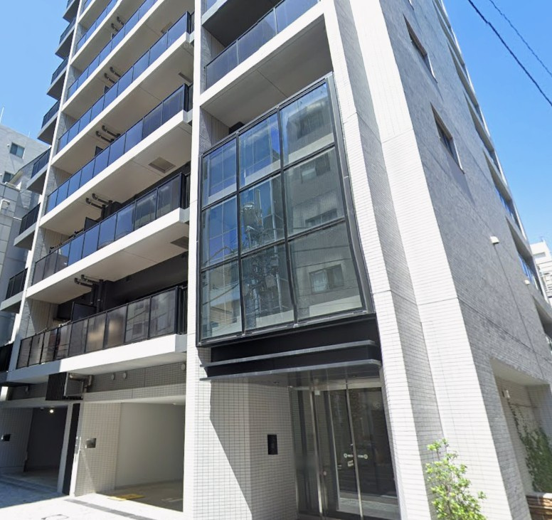 クローバー神田紺屋町の外観