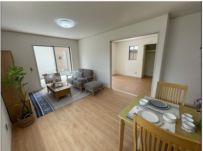 那覇市三原３丁目＼B号棟／の居間・リビング|建築中の為同社施工の写真を掲載しています