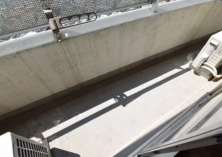 河田町ガーデン クラブフロアのバルコニー