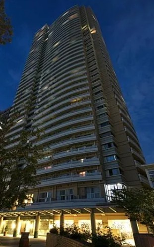 河田町ガーデン クラブフロアの外観