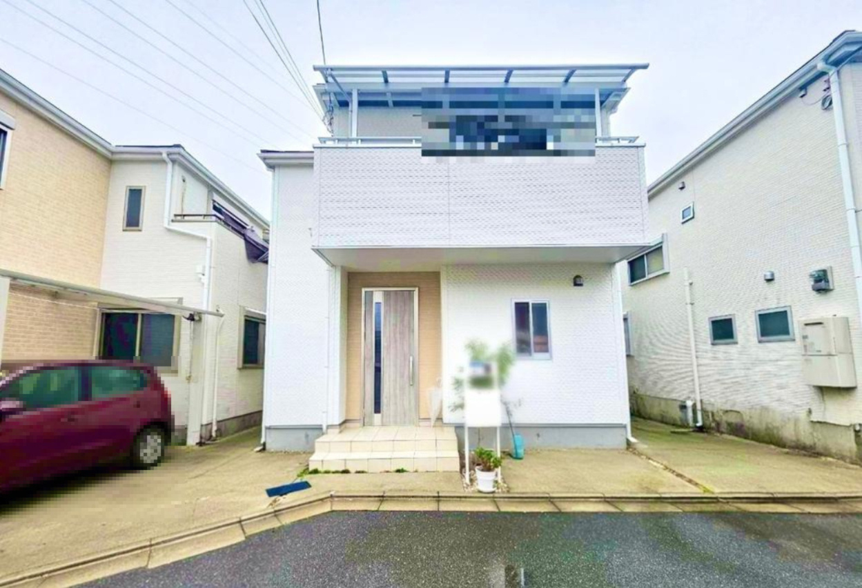 岸和田2丁目　中古一戸建ての外観|新しい生活にいかがでしょうか？外観はお住まいの顔になります。こだわりたいポイントですね。外壁塗装や屋根塗装のご相談も承っております。
■現地内覧・資金計画相談・住宅ローン相談もお問合せ受付中■