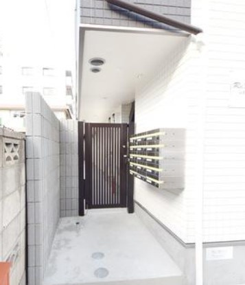 ReDAM大宮のエントランス