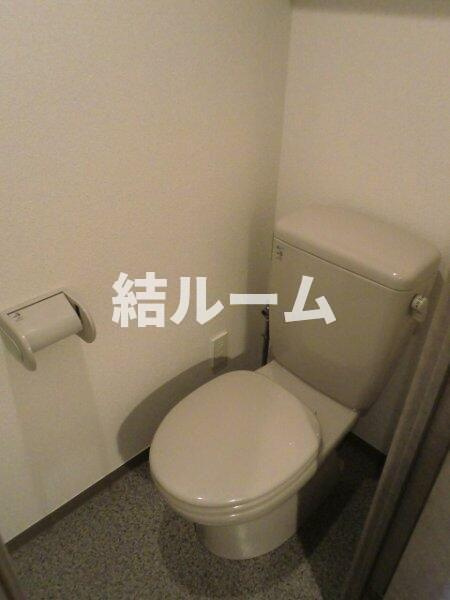 豊島区北大塚２丁目の賃貸マンションのトイレ