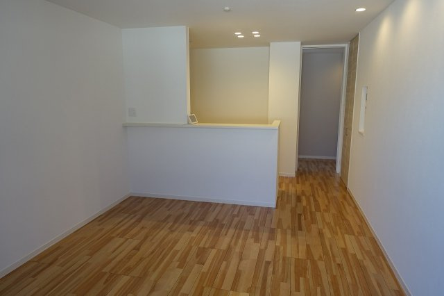 Shamaison南甲子園の居間・リビング