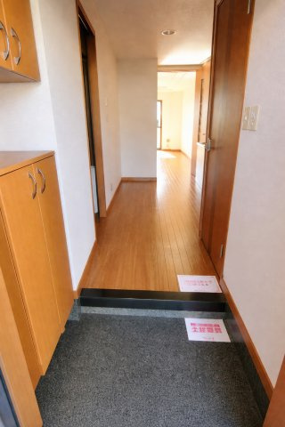 ベルメゾン大庭の玄関