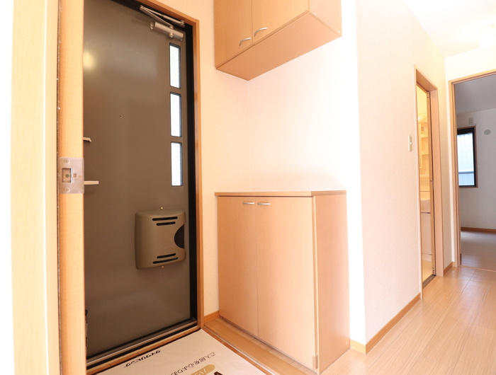 熊本市西区島崎２丁目のアパートの玄関