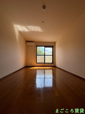 【洋室】 | ラフィーネ聖天坂