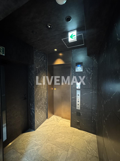 【エントランス】レーベン京都河原町