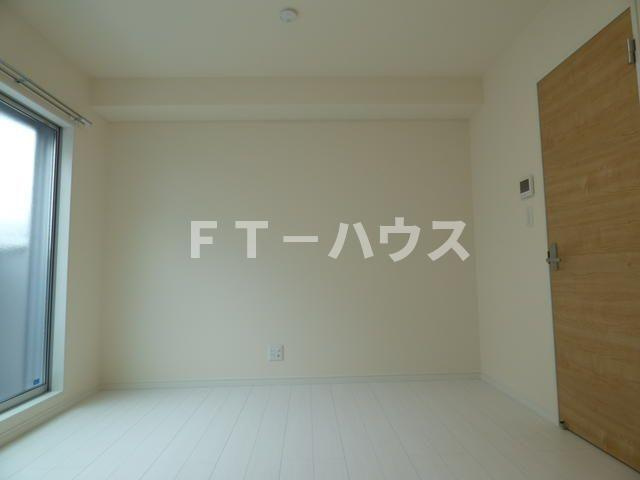 ヴィラ　イル　マーレの居間・リビング