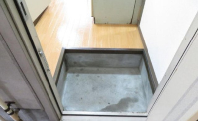 【玄関】 | スカイハイツ