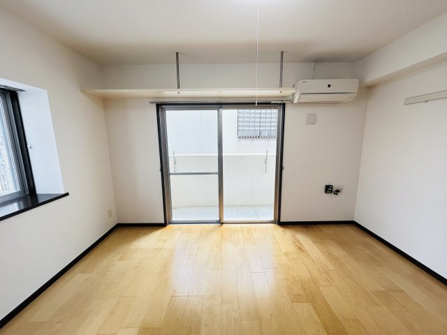 ライジング松尾の居間・リビング