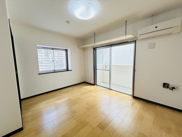 ライジング松尾の居間・リビング