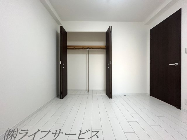 【洋室】 | ライオンズクオーレ御幣島駅前ヴェルデ | 洋室5.5帖/クローゼット有