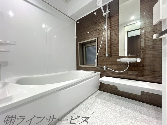 【浴室】 | ライオンズクオーレ御幣島駅前ヴェルデ | ユニットバス新調/浴室窓有！換気に便利です！