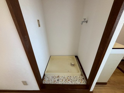 【設備】 | サンライズマンション | 室内洗濯機置場