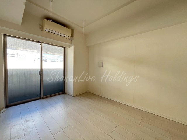 リヴシティ横濱インサイトⅡの居間・リビング|白基調のリビング♪