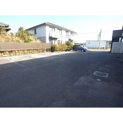 【駐車場】 | ロワイヤルセジュールC棟