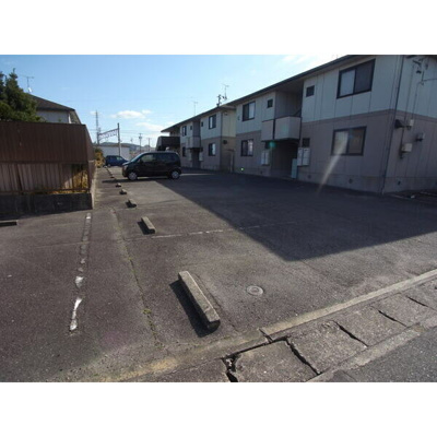 【駐車場】 | ロワイヤルセジュールC棟