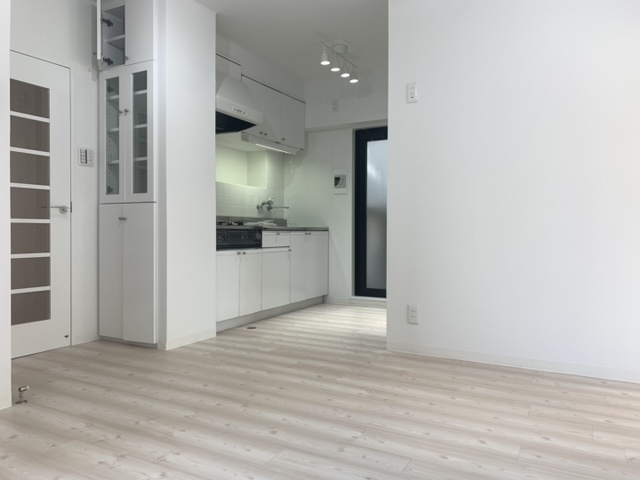 【居間・リビング】 | クロスポイント三軒茶屋