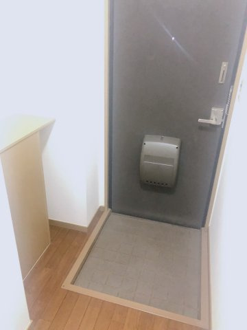 サンクレシェの玄関