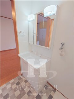 【洗面所】 | サウスコート | ゆったりとスペースのある洗面所