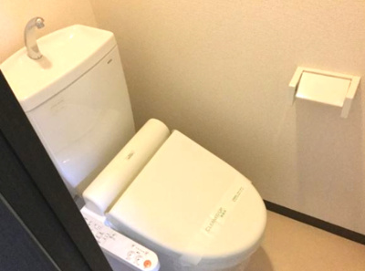 【トイレ】 | フジパレス堺鳳中Ⅱ番館 | ※イメージ　同物件別号室の写真